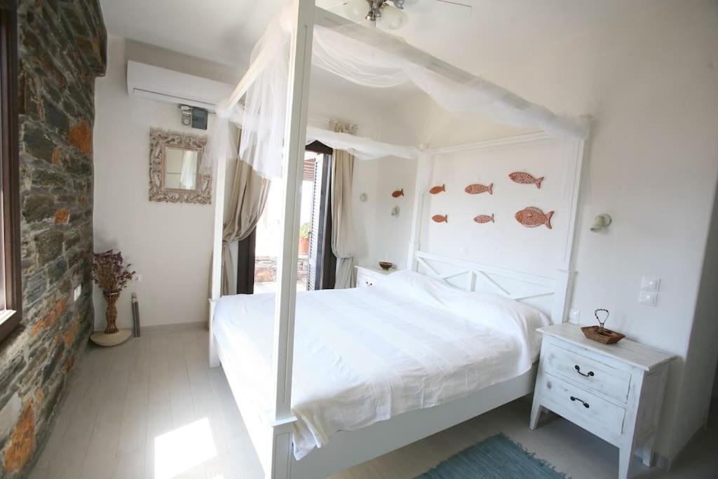 Infinity Beach House - Luxury Seaside Private Apt On Request Apartment Pisses Ngoại thất bức ảnh